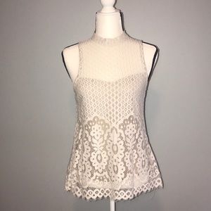 ✨white and tan tank top